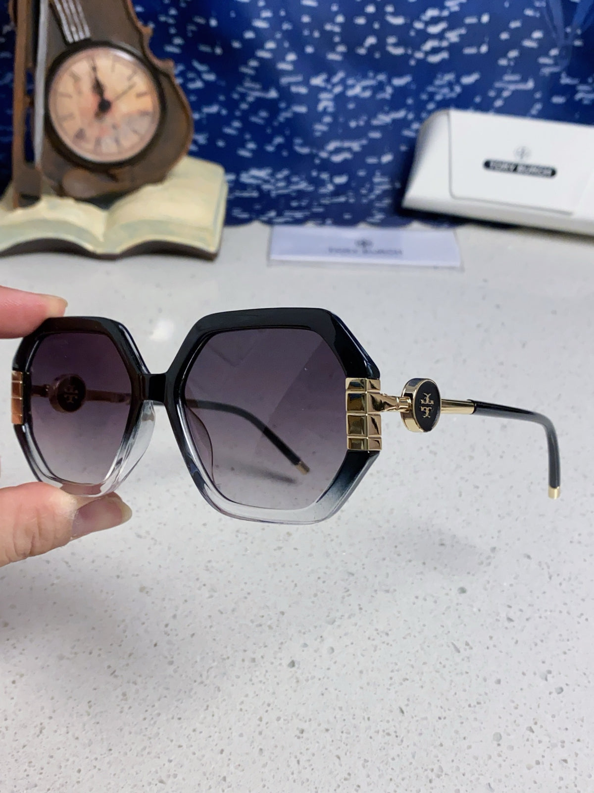 Burberry Fashion Silver Lens Sunglasses for Men & Women - 432429 - detail image 6