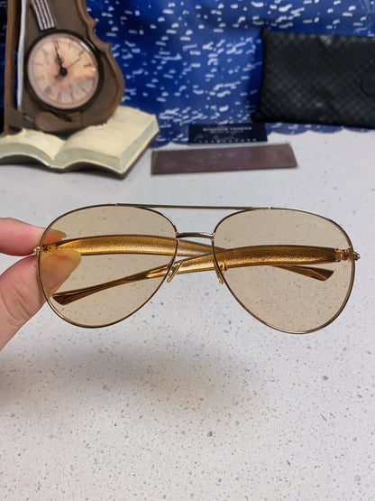 Bottega Veneta Metal Aviator Gold Lens Sunglasses for Men & Women - 432915 - detail image 4
