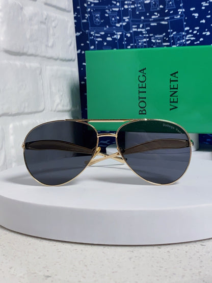 Bottega Veneta Metal Aviator Red Lens Sunglasses for Men & Women - 416429 - detail image 2