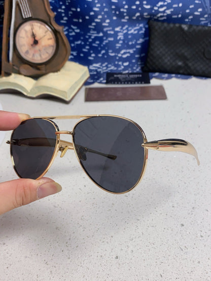 Bottega Veneta Metal Aviator Red Lens Sunglasses for Men & Women - 867250 - detail image 6