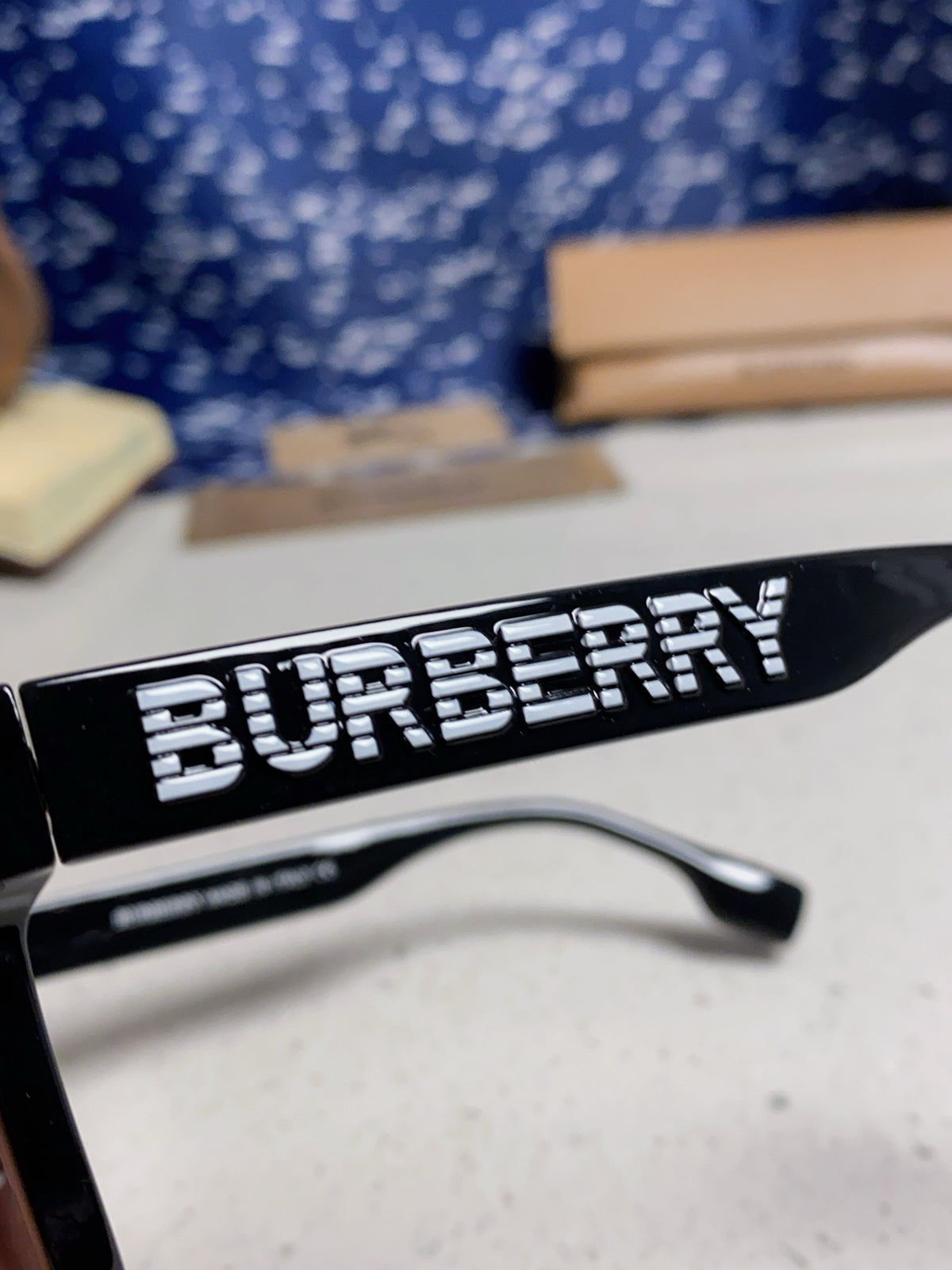 Burberry Fashion Blue Lens Sunglasses for Men & Women - 432514 - detail image 7
