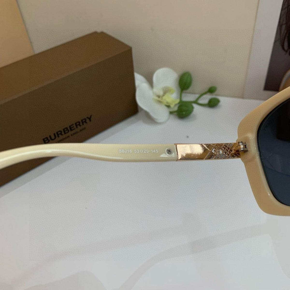 Burberry Square Brown Lens Sunglasses for Men & Women - 432504