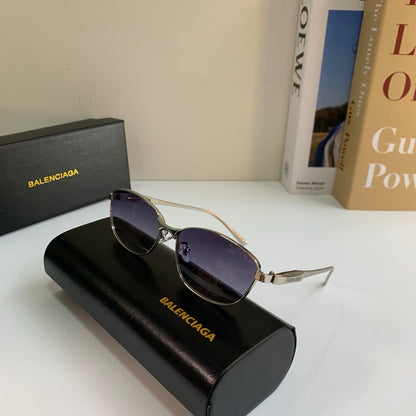 Balenciaga Fashion Silver Lens Sunglasses for Men & Women - 487533 - detail image 4