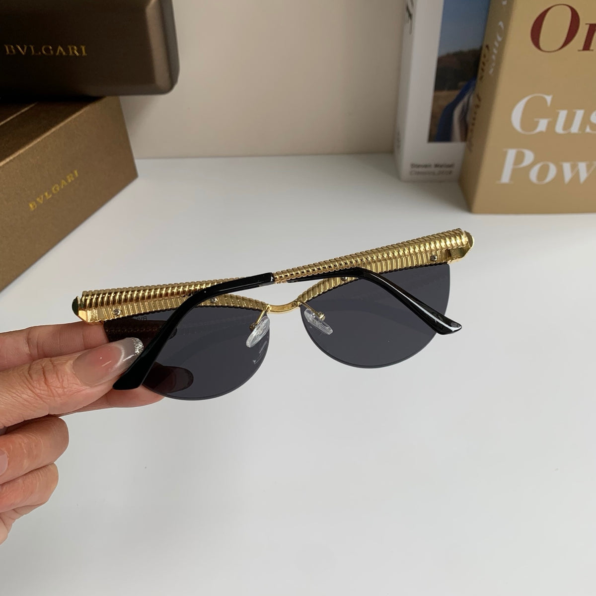 Bottega Veneta Cat-Eye Silver Lens Sunglasses for Men & Women - 372595 - detail image 8