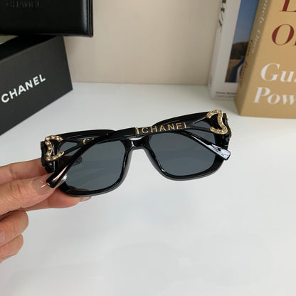 Chanel Fashion Black Lens Sunglasses for Men & Women - 493617 - detail image 9