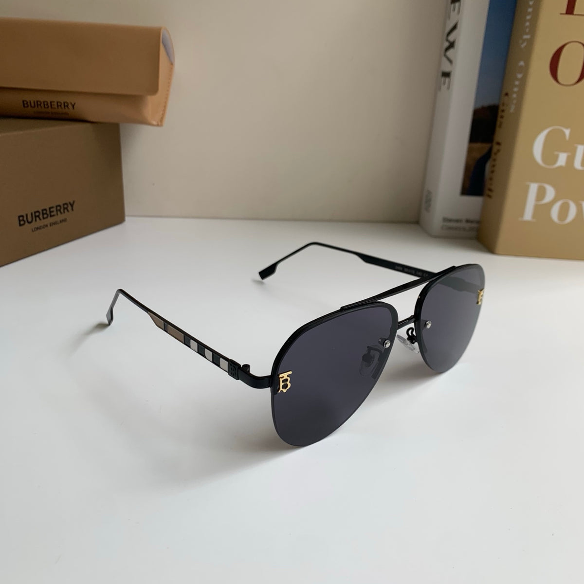 Burberry Metal Aviator Silver Lens Sunglasses for Men & Women - 382889