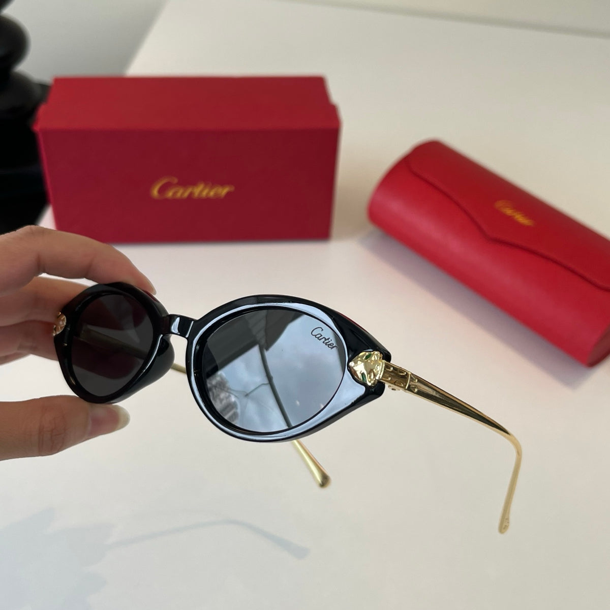Cartier Lightweight Metal Rimless Silver Lens Sunglasses for Men & Wo - 487273 - detail image 8