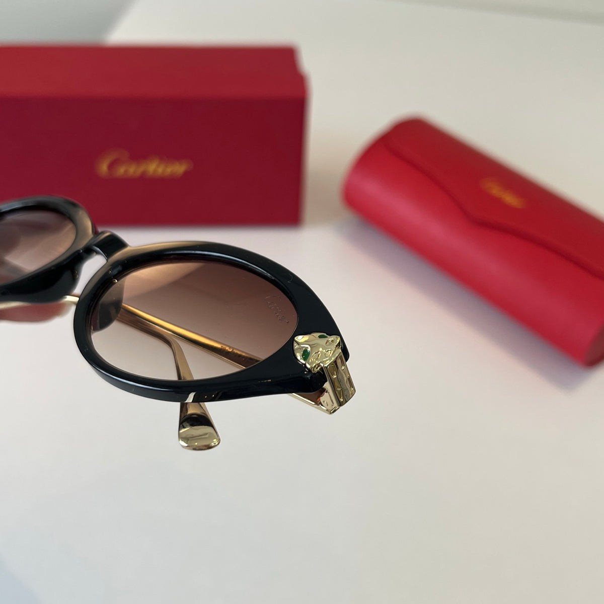 Cartier Lightweight Metal Rimless Silver Lens Sunglasses for Men & Wo - 465865 - detail image 5