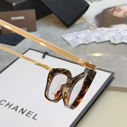 Chanel CH4299 Fashion Black Lens Sunglasses for Men & Women - detail image 5
